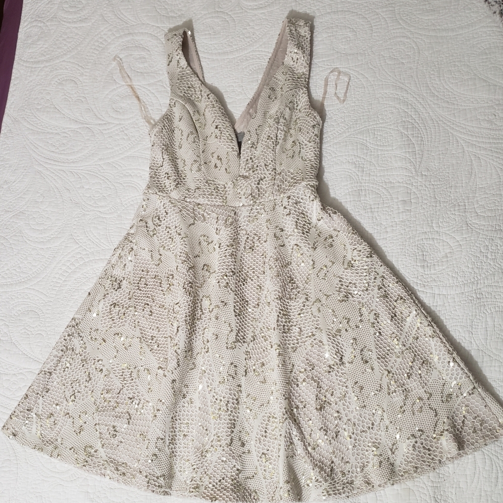 Bailey Blue Cream & Gold Sequin Flare Dress (Size Medium)